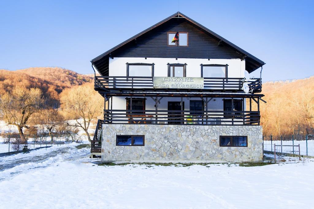 Hotel Casa Georgescu à Rîşnov Extérieur photo