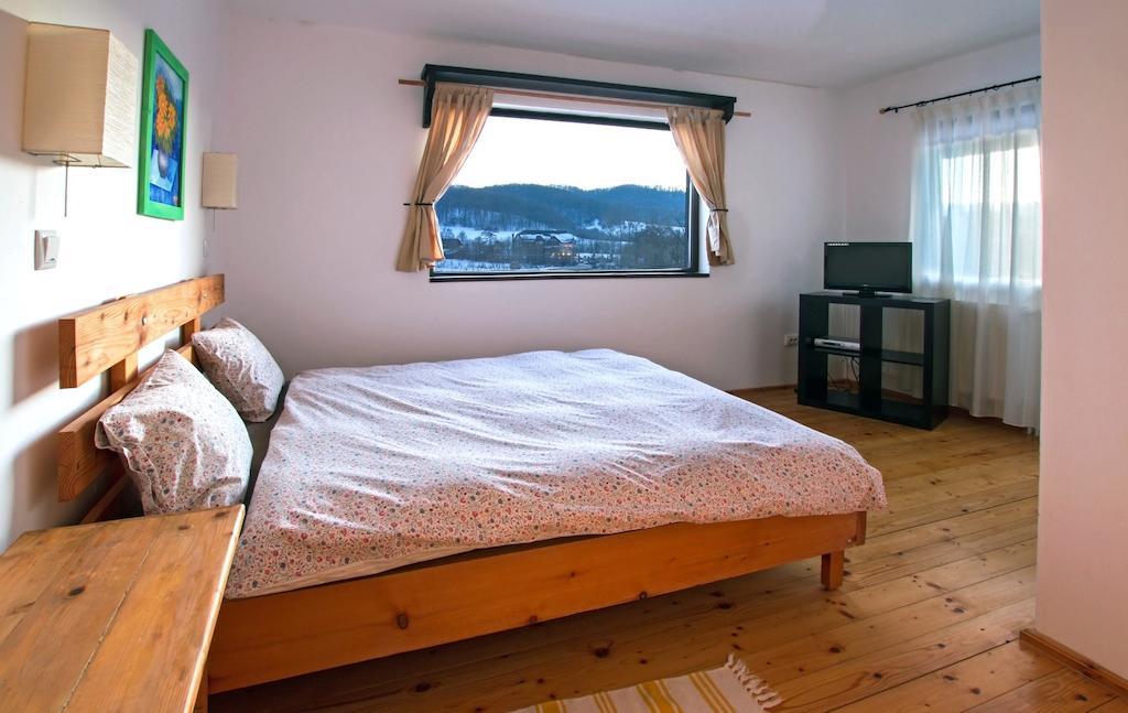 Hotel Casa Georgescu à Rîşnov Chambre photo