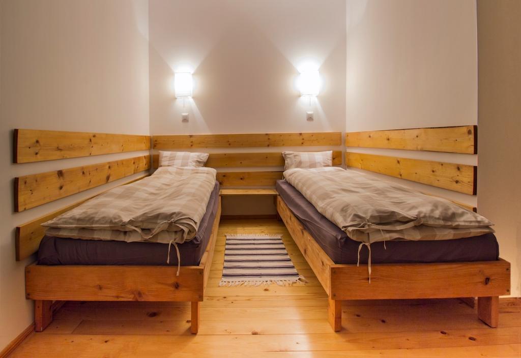 Hotel Casa Georgescu à Rîşnov Extérieur photo